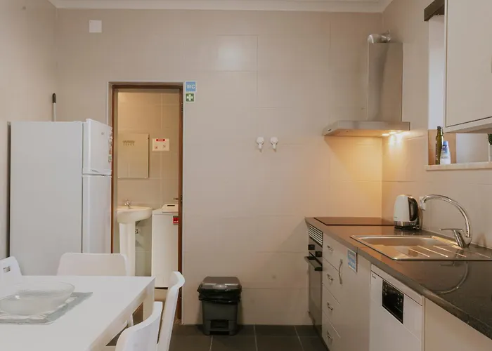 114 - Faustino S House * Atouguia Da Baleia